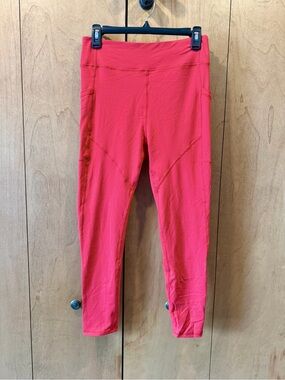 $ Sale SAVVI Active Capri Leggings - Coral Red size Large